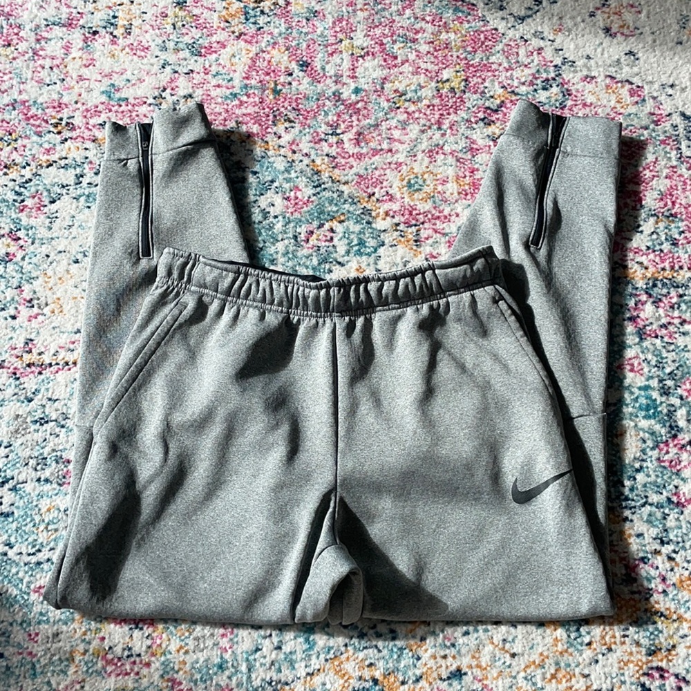 Men’s Nike joggers